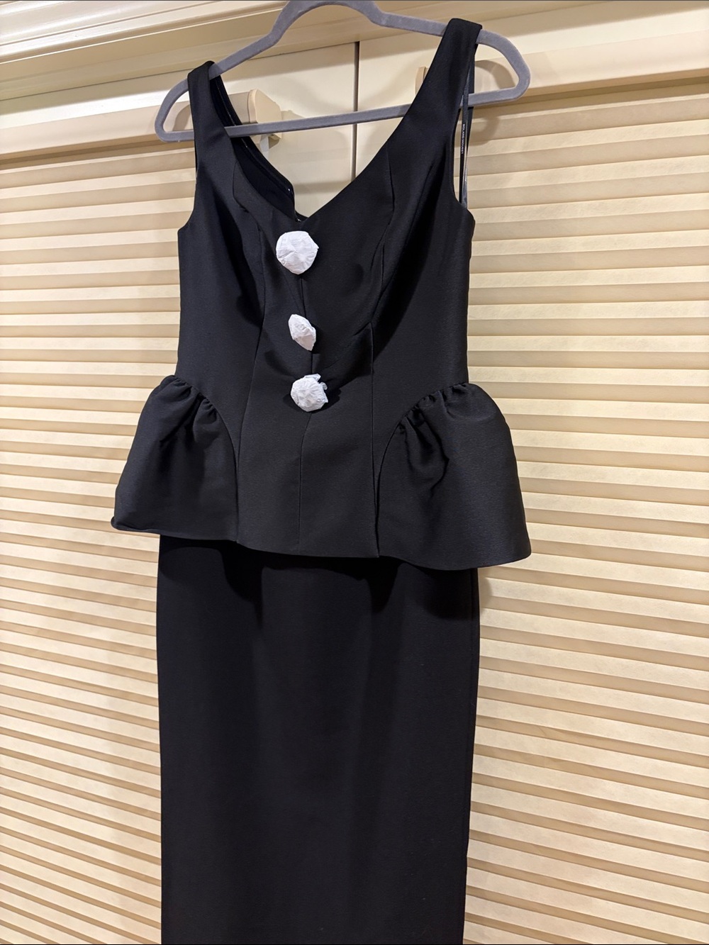 NWOT Roland Mouret Black Peplum Maxi Dress with Contrast Buttons, Size US 6 - Picture 4 of 14